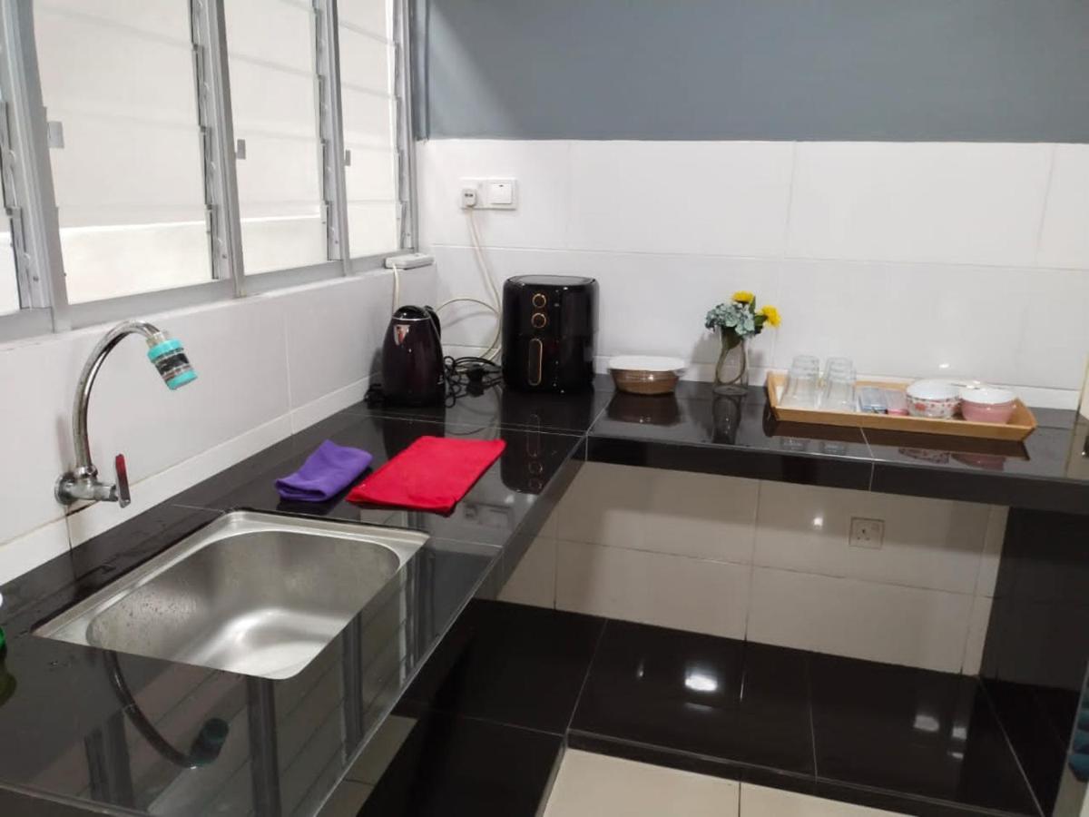 3 Bedrooms Big House Saville Cheras Mrt With Balcony Exteriér fotografie